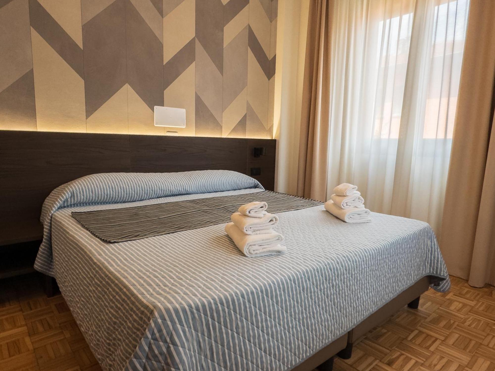Hotel Astoria Fidenza Esterno foto