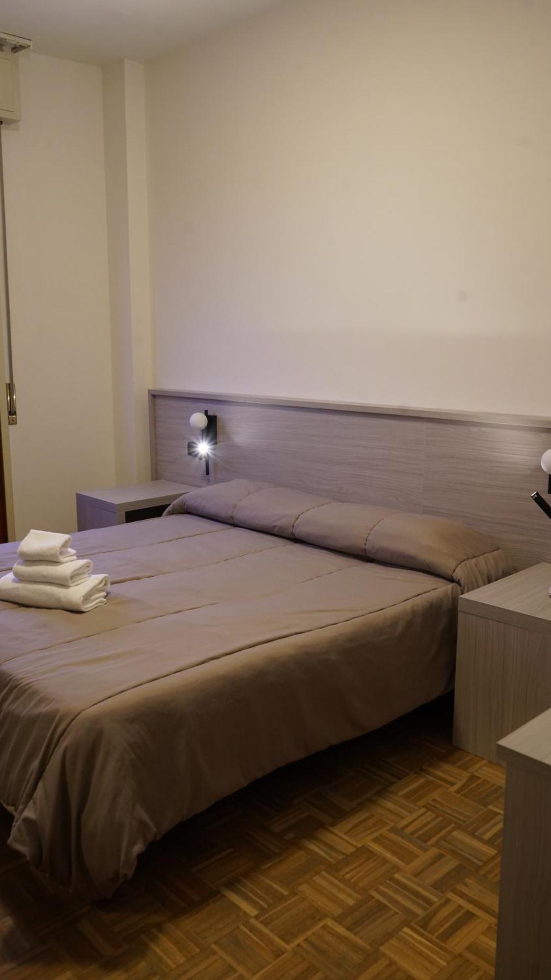 Hotel Astoria Fidenza Esterno foto